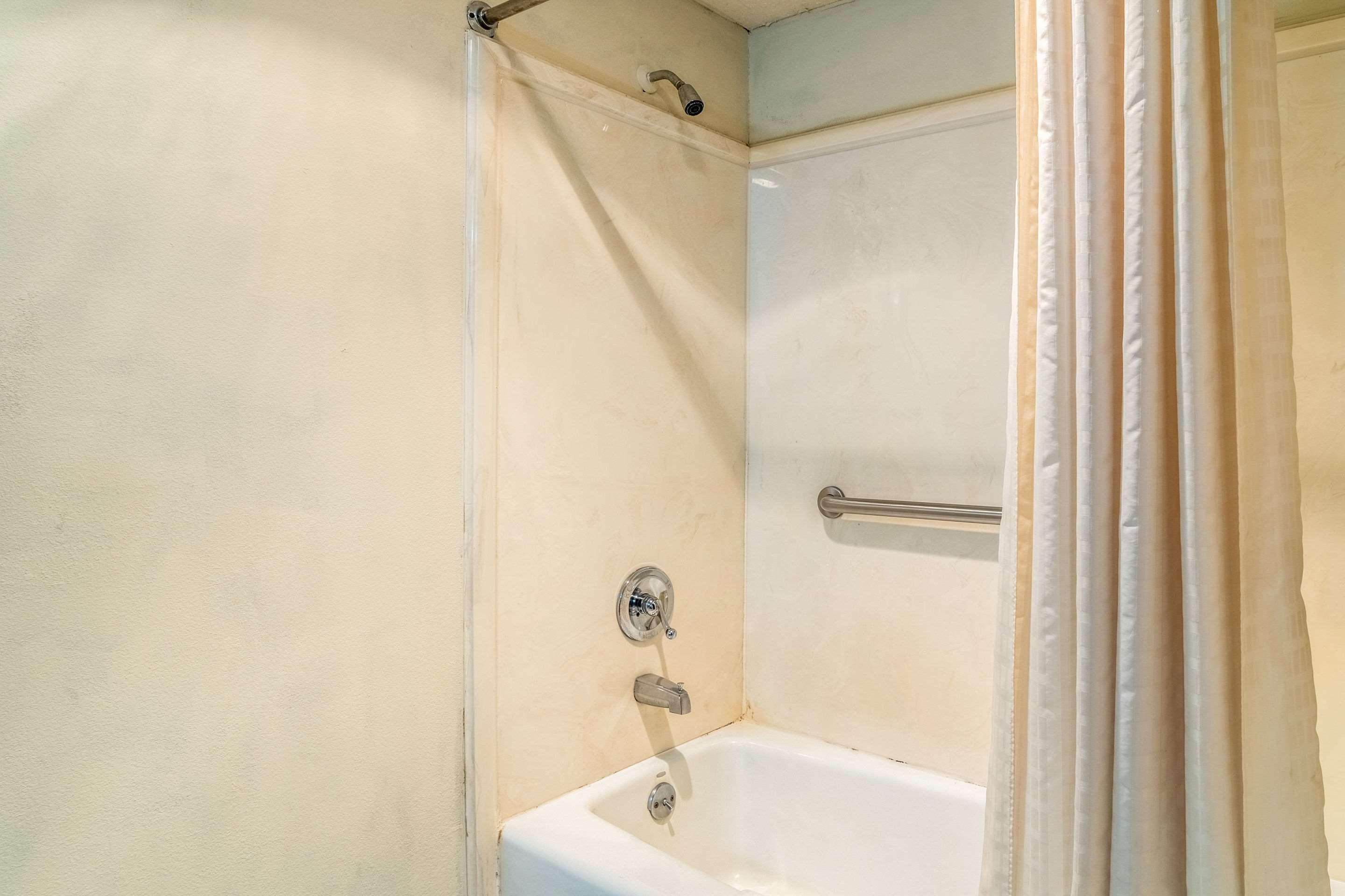 Econo Lodge Acworth Bagian luar foto