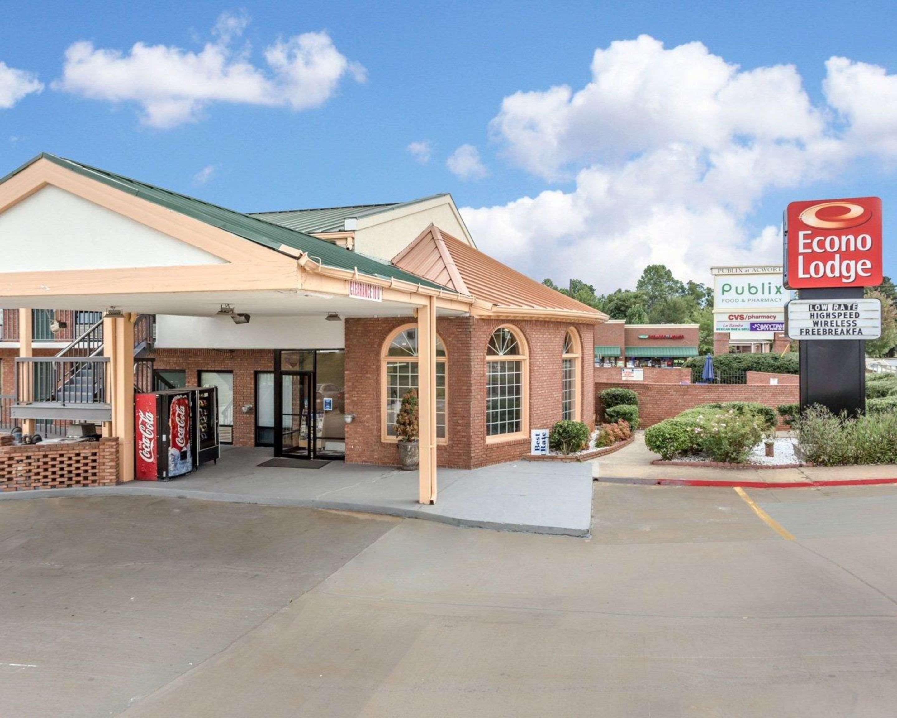 Econo Lodge Acworth Bagian luar foto