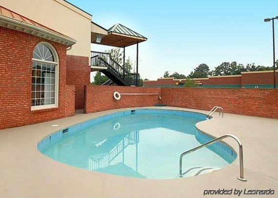 Econo Lodge Acworth Bagian luar foto
