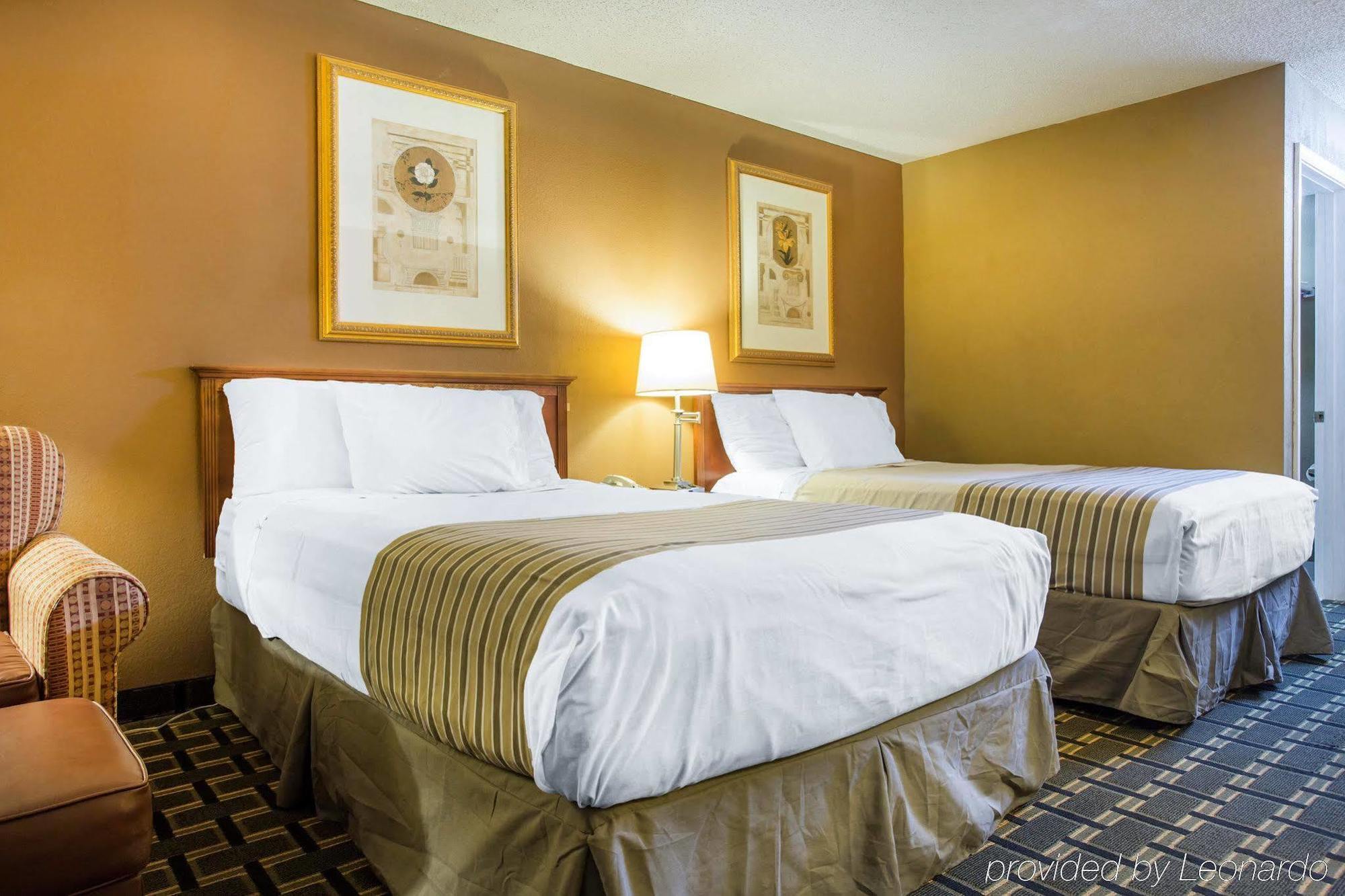 Econo Lodge Acworth Bagian luar foto
